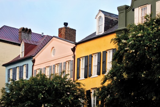 ExploreCharleston_RainbowRowRooftops