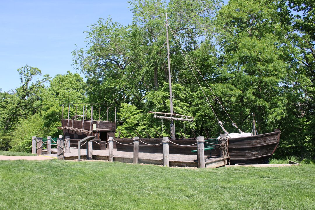 Missouri River Basin Lewis & Clark Visitor Center