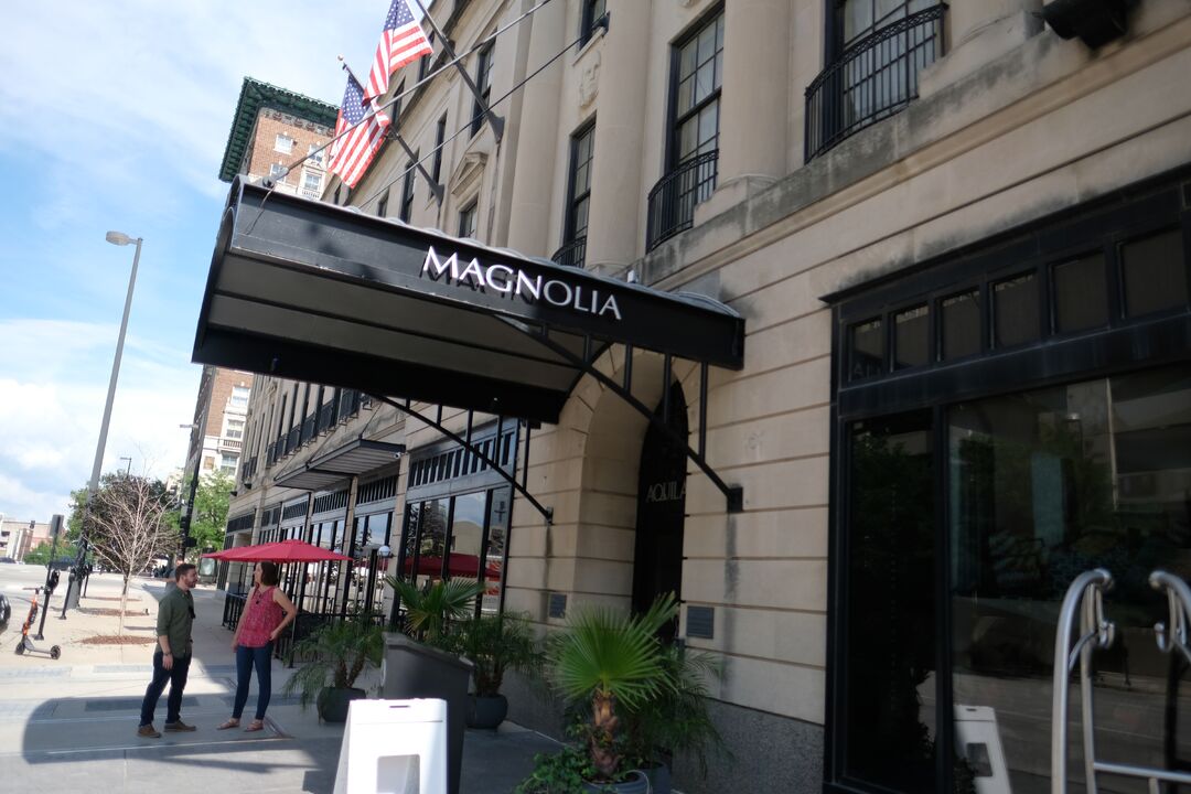 Magnolia Hotel