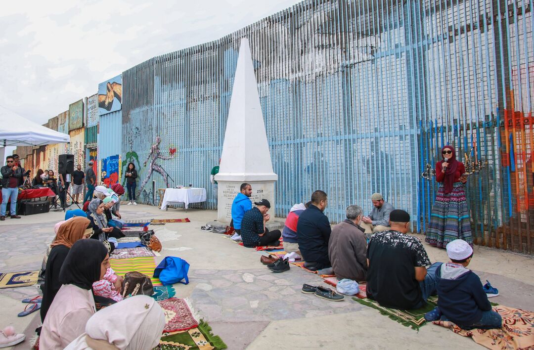 RNS-Border-Prayer4 102319