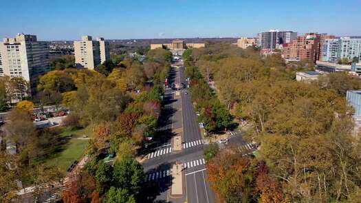 Ben Franklin Parkway Art Museum fall