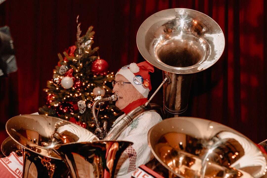 Tuba Christmas