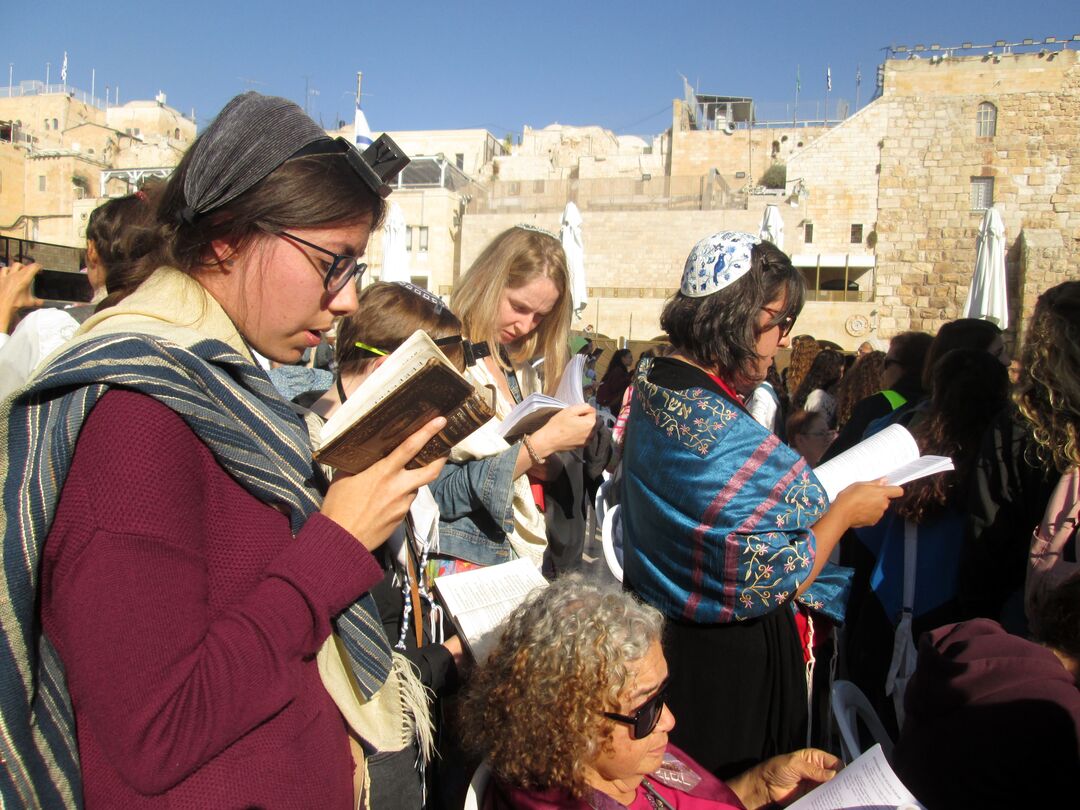 RNS-Women-Wall2 103019