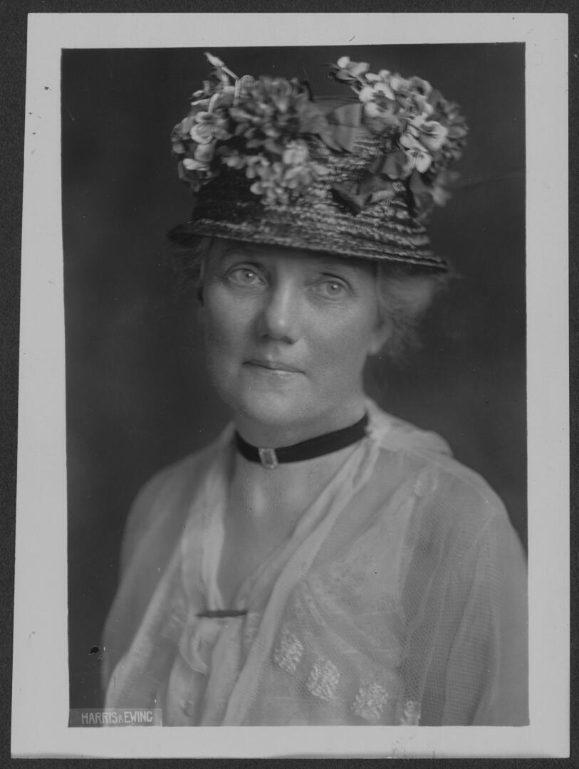 Dora Kelly Lewis, Philadelphia suffragette