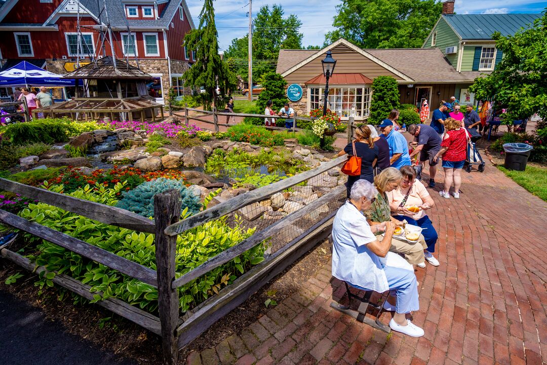 Peach Festival, Peddler’s Village
