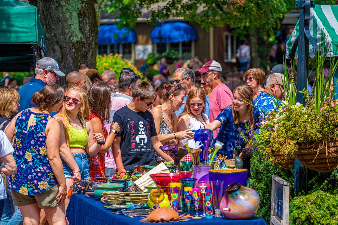 Peach Festival, Peddler’s Village