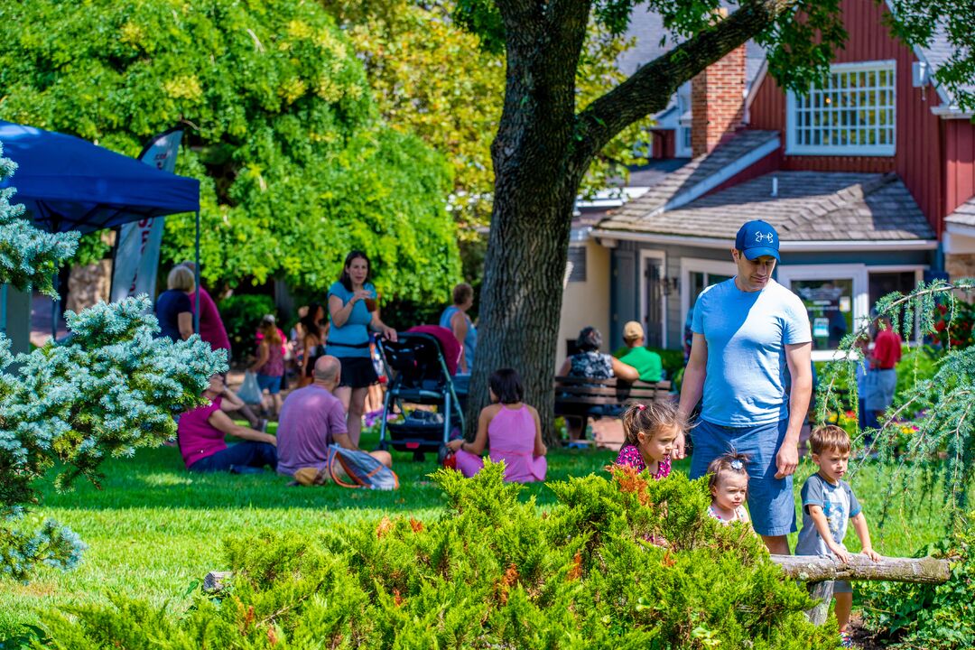 Peach Festival, Peddler’s Village