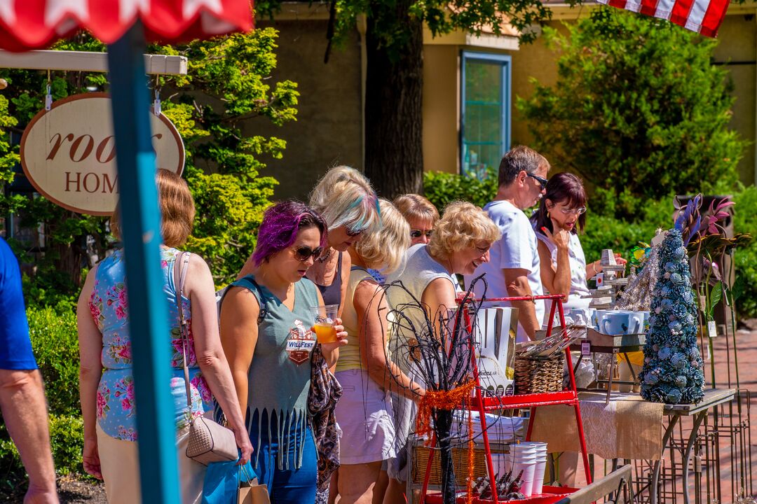 Peach Festival, Peddler’s Village