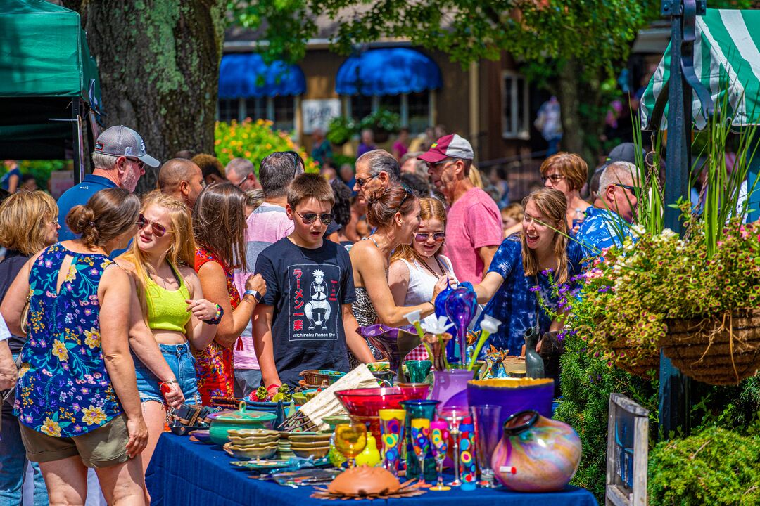 Peach Festival, Peddler’s Village