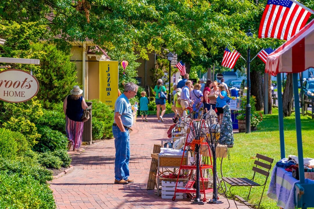 Peach Festival, Peddler’s Village