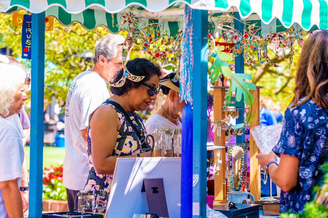 Peach Festival, Peddler’s Village