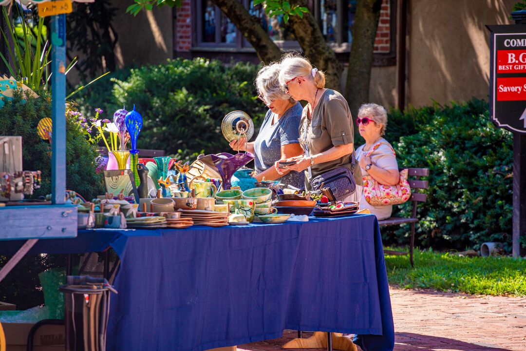 Peach Festival, Peddler’s Village
