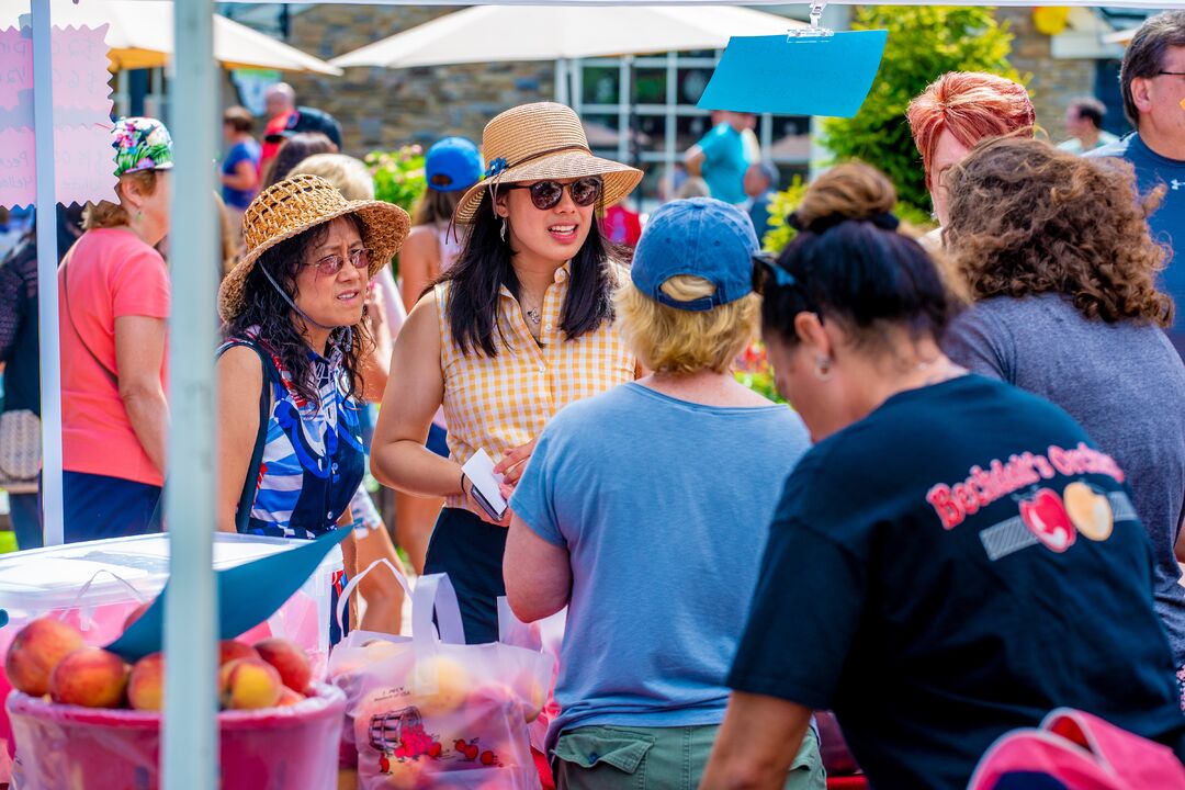 Peach Festival, Peddler’s Village