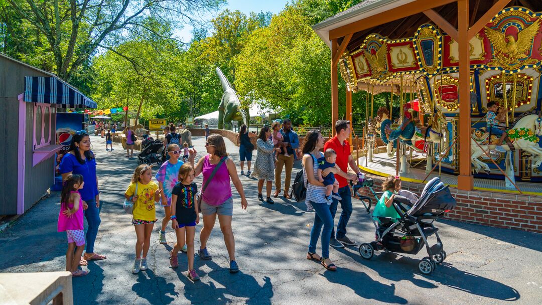 Elmwood Park Zoo