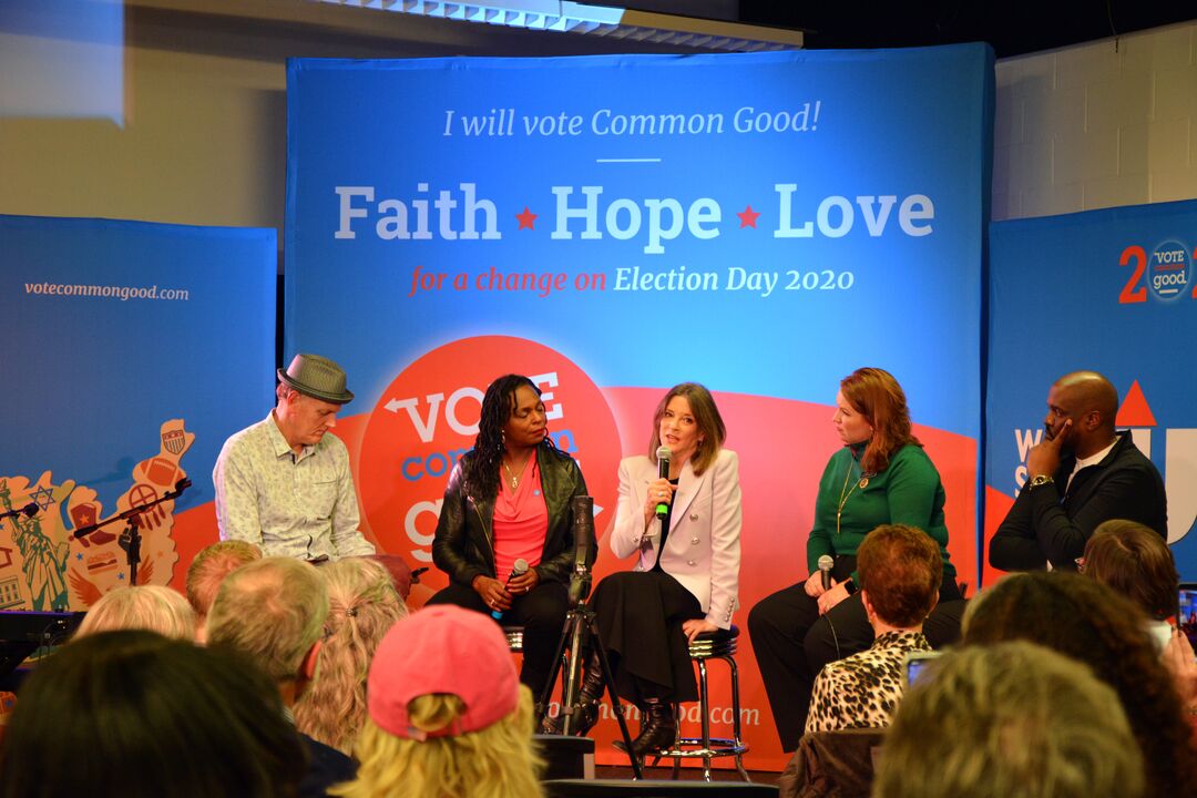 RNS-Marianne-Williamson1 011020