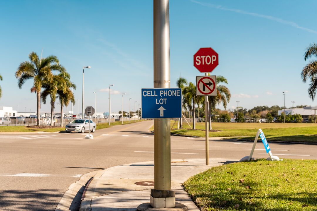 SRQ Airport