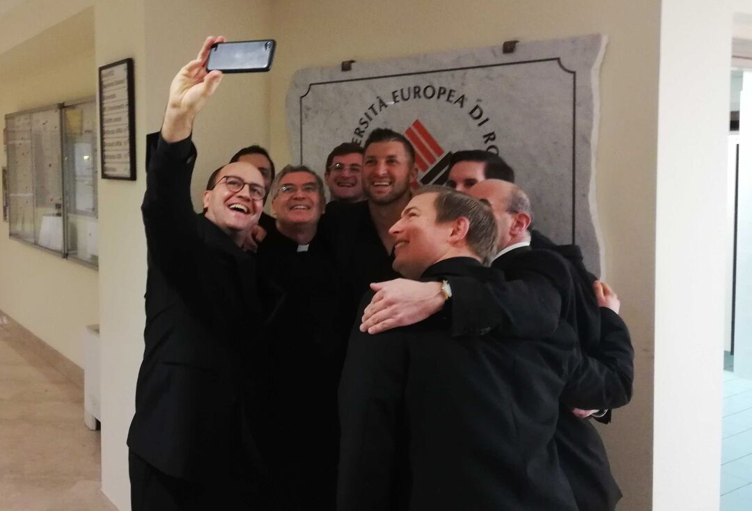 RNS-Tebow-Prom2 020620