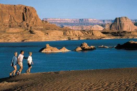 Lake Powell Resorts & Marinas