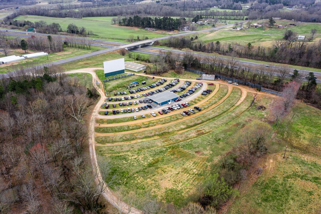 RNS-DriveIn-Church2 032320