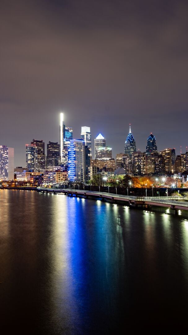 Philly Shines Blue, Schuylkill River