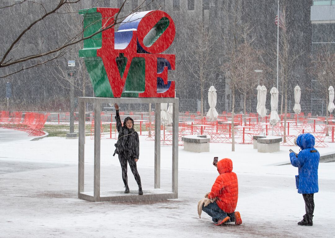 Snow at LOVE Park