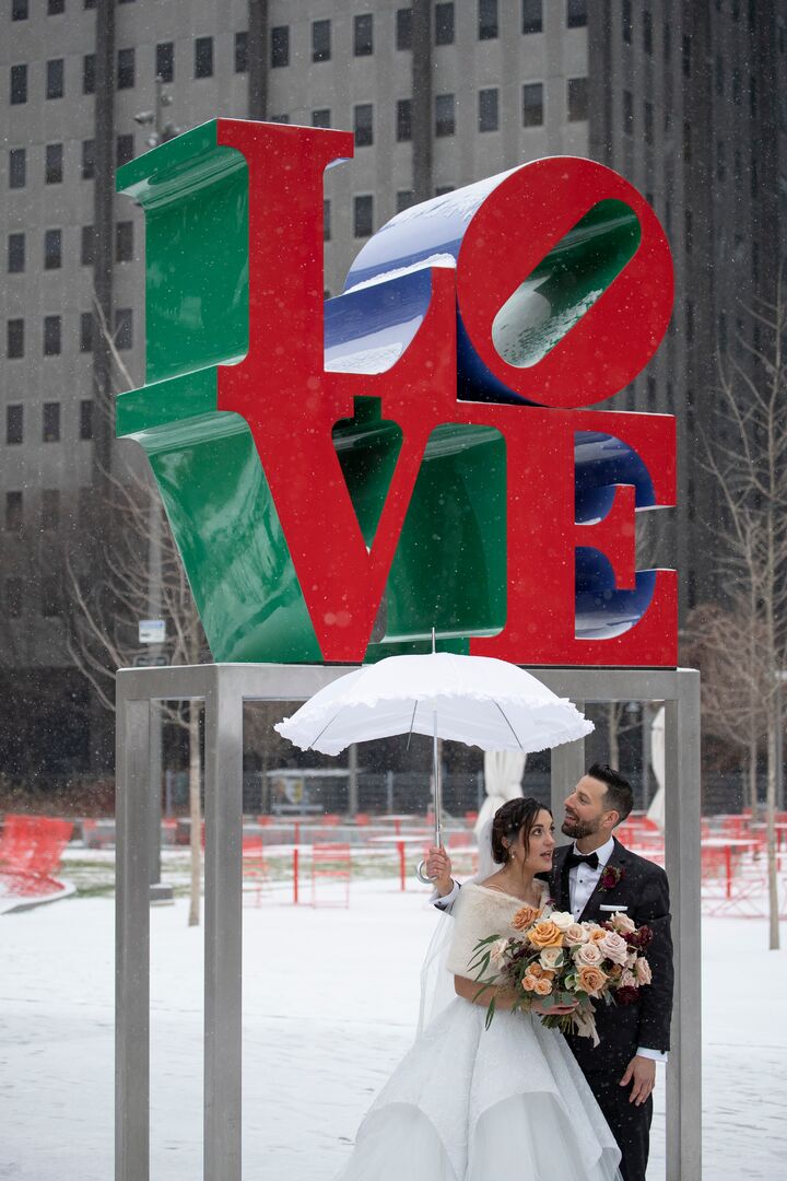 Snow at LOVE Park