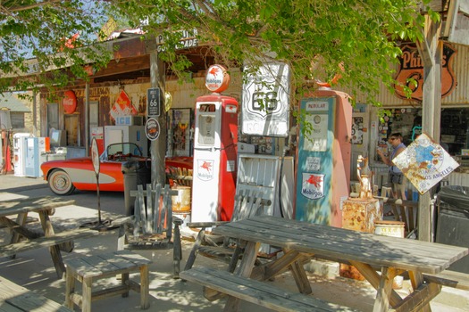 Hackberry General Store/Visitor Center