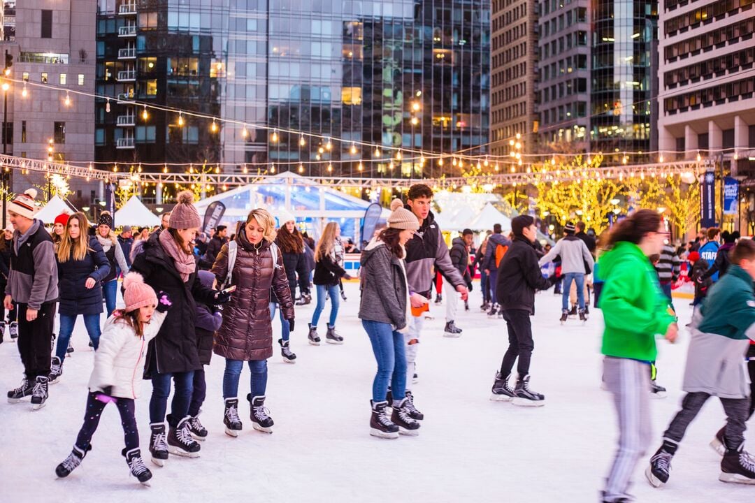 Dilworth Park, Ice Skating