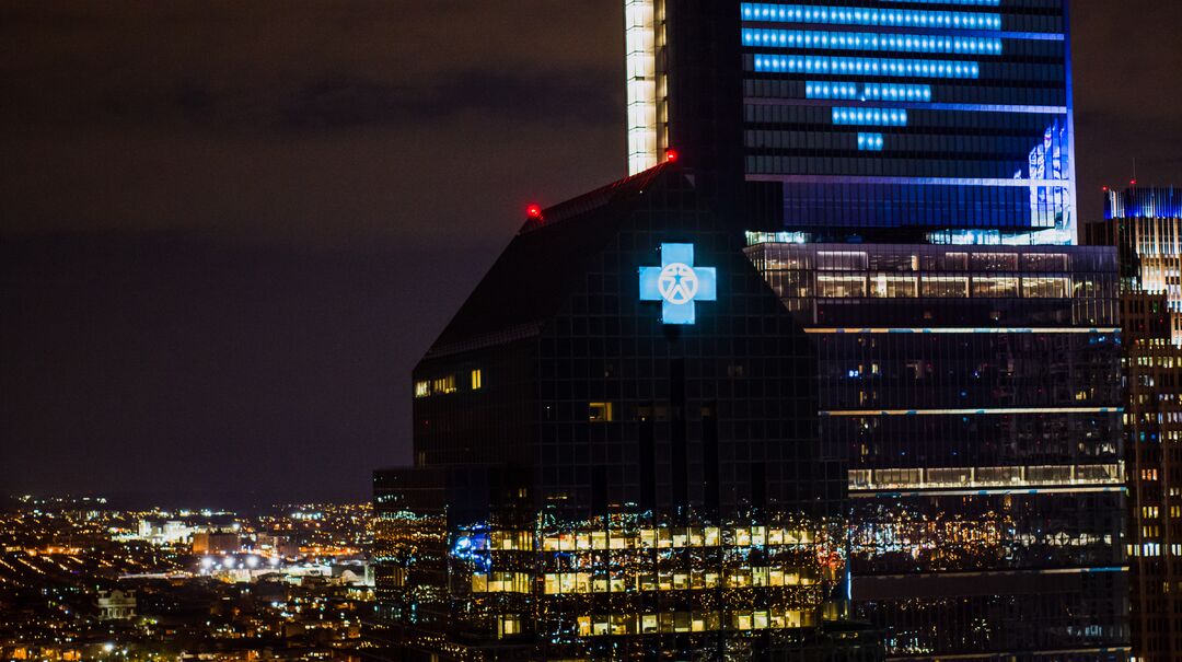 Philly Shines Blue, Independence Blue Cross