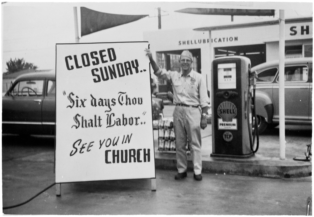 RNS-Gas-Station-Observes-Sabbath 1955