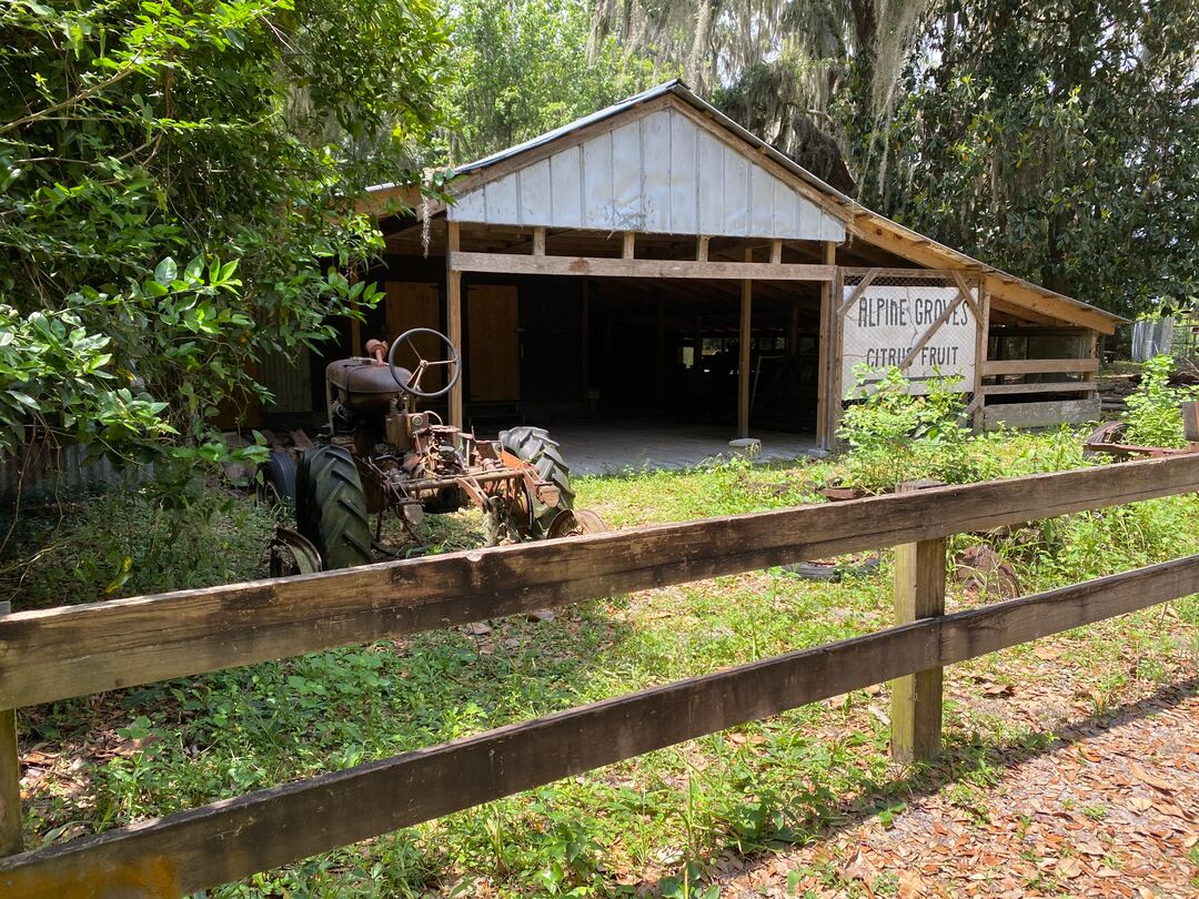 Alpine Groves Park Barn