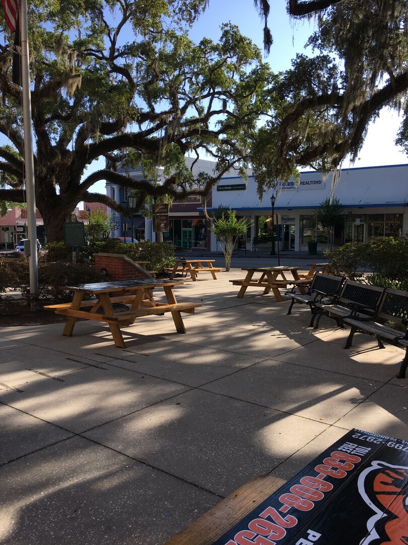 Old Court House Outside Dining