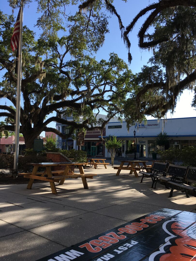 Old Court House Outside Dining