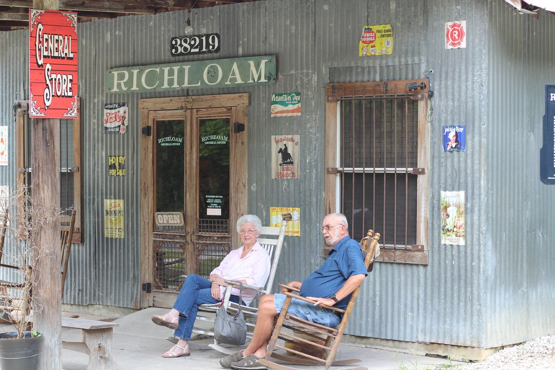 Richloam General Store Exterior