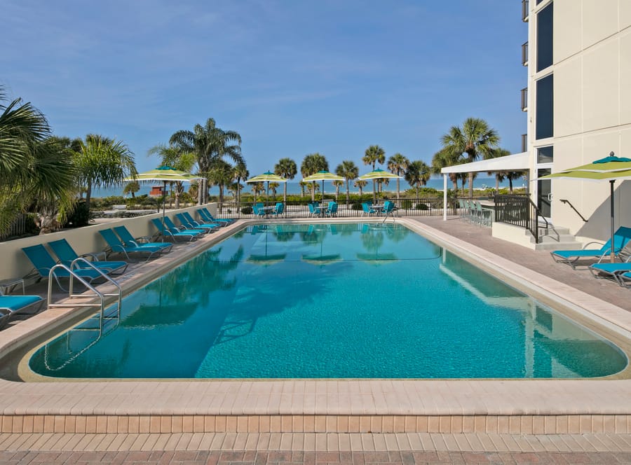 Holiday Inn Lido Beach