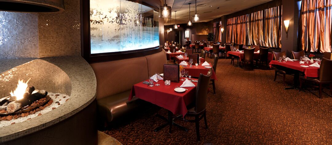 Dining 4 crop