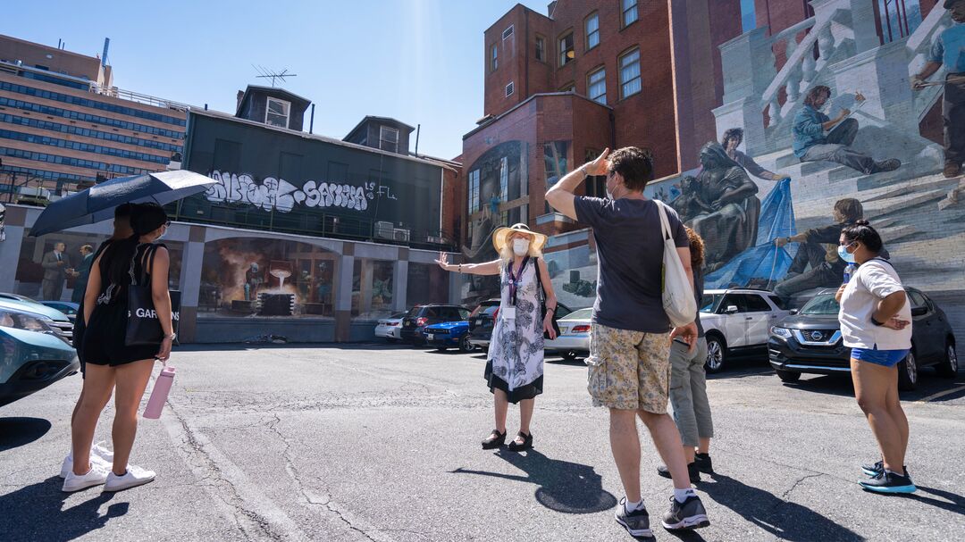 Mural Arts walking tour