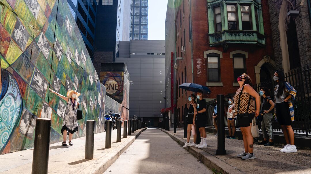 Mural Arts walking tour