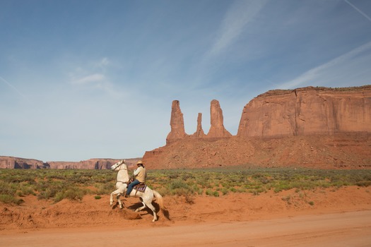 Monument Valley Horseback Riding