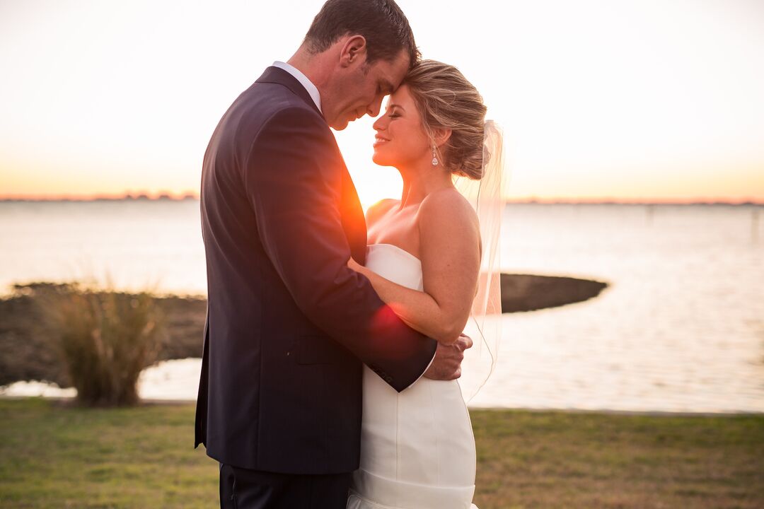 Elizabeth & Steven - Cat Pennenga
