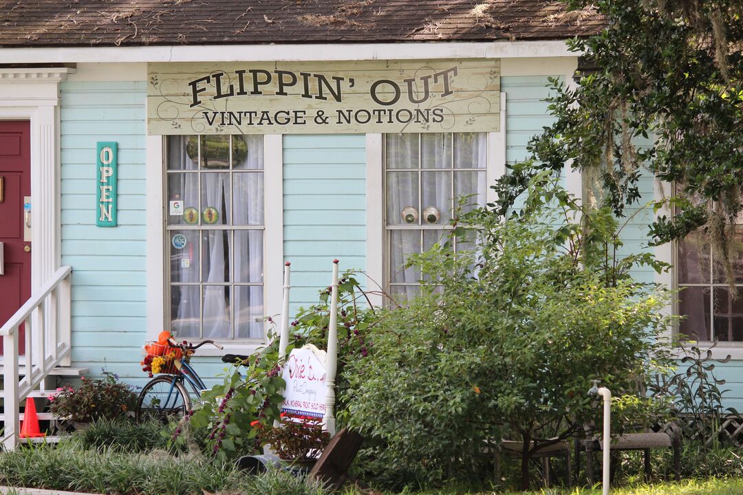 Flippin' Out Entrance