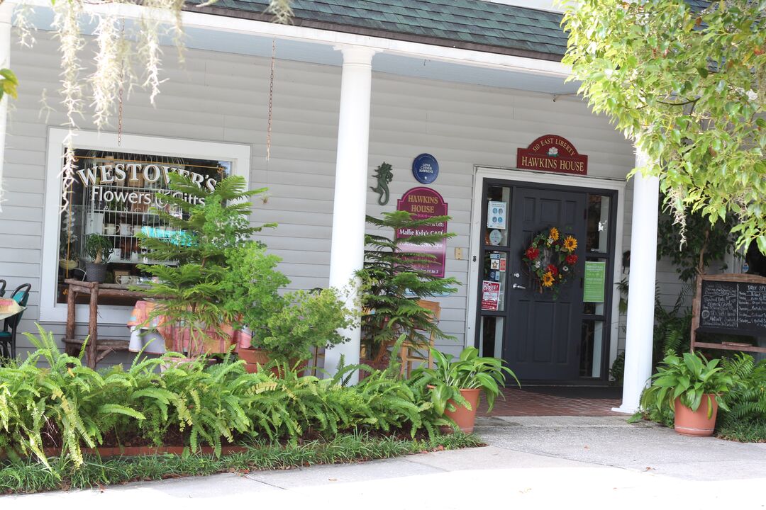 Westovers Flowers & Gifts Front Entrance