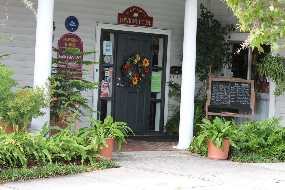Westovers Flowers & Gifts Front Entrance