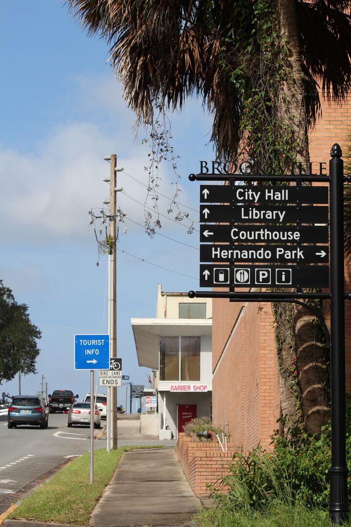 Tourist Info Sign