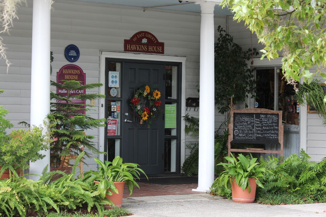 Westovers Flowers & Gifts Front Entrance