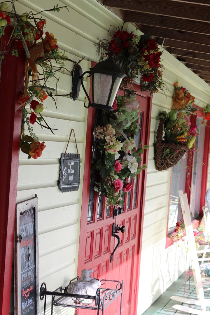 Tea Room Front Entrance Decorations