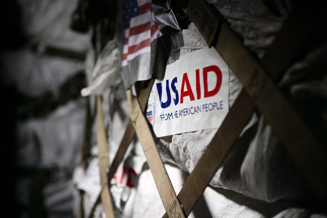 080512-M-8531A-First C-130 crew provides humanitarian assistance to Burma