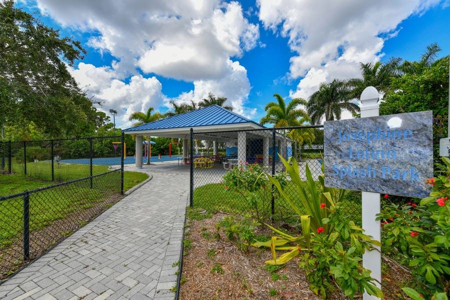 Selby Aquatic Center & Potter Park