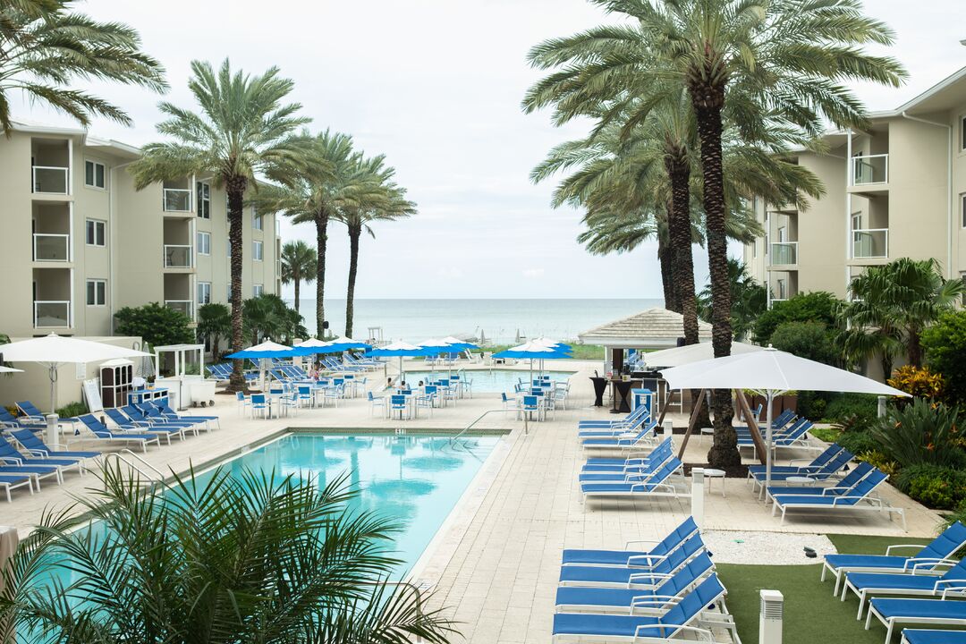 Edgewater Beach Hotel-Pool-1900138