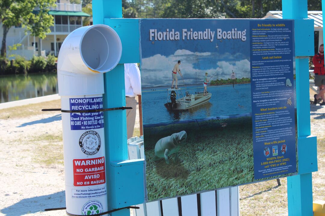 Rogers Park FL Friendly boating sign